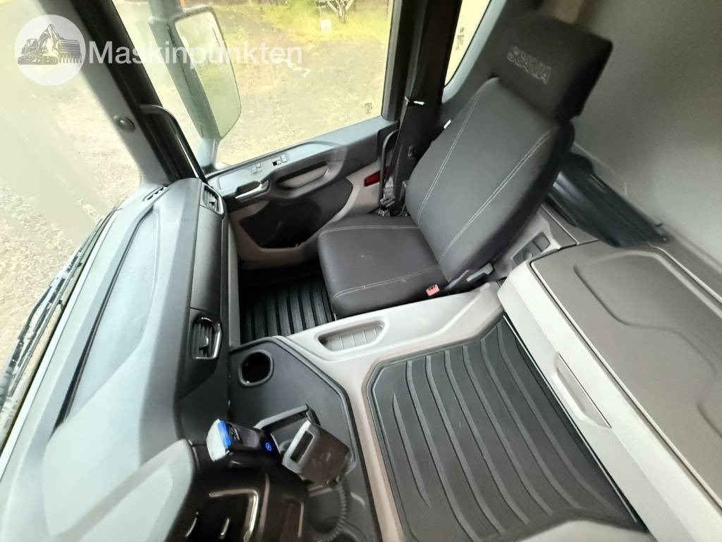 Camión caja cerrada Scania P 320: foto 46 Camión caja cerrada Scania P 320: foto 46