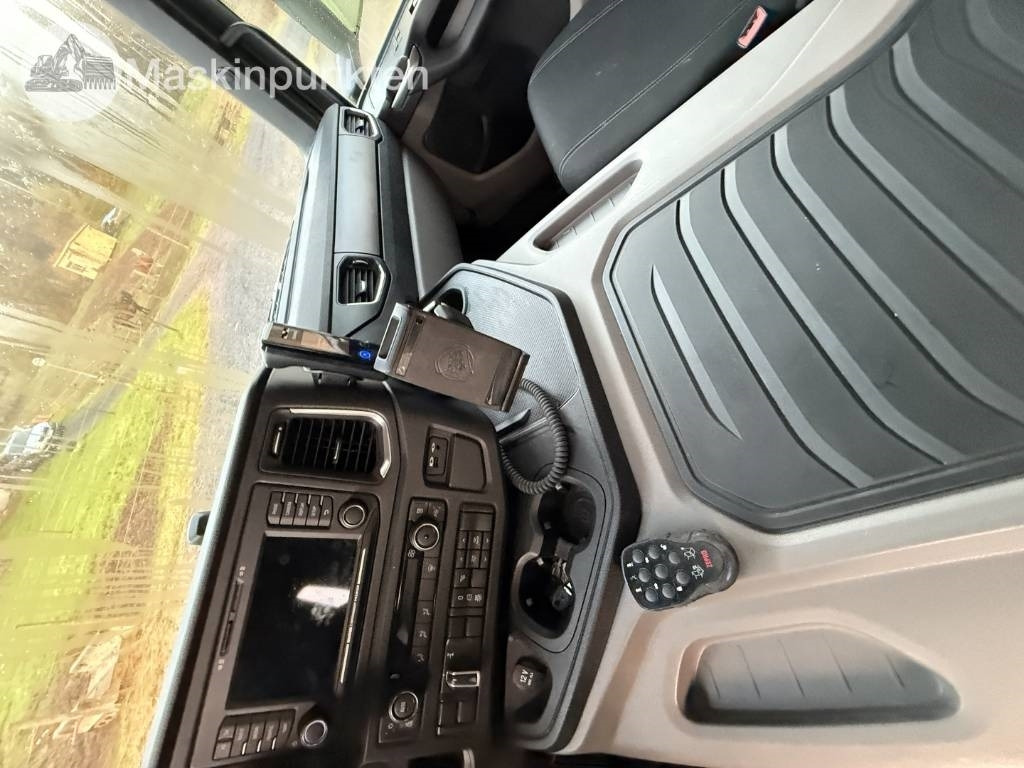 Camión caja cerrada Scania P 320: foto 47 Camión caja cerrada Scania P 320: foto 47