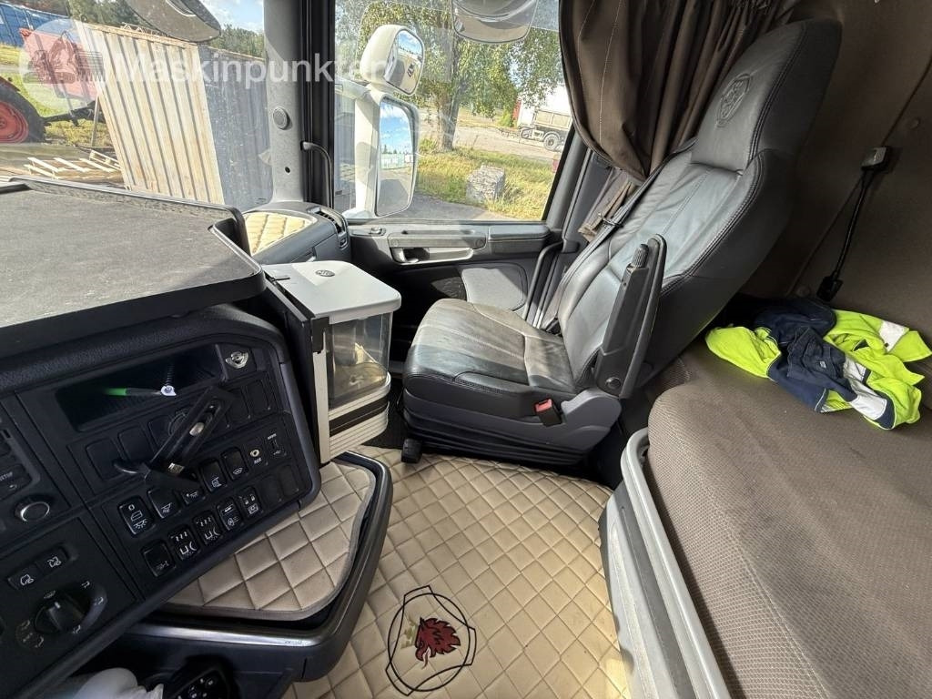 Camión caja cerrada Scania R 520 LB: foto 26 Camión caja cerrada Scania R 520 LB: foto 26