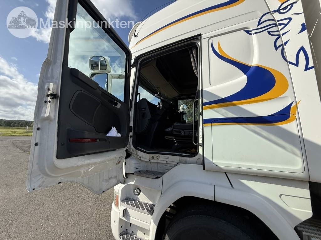 Camión caja cerrada Scania R 520 LB: foto 22 Camión caja cerrada Scania R 520 LB: foto 22