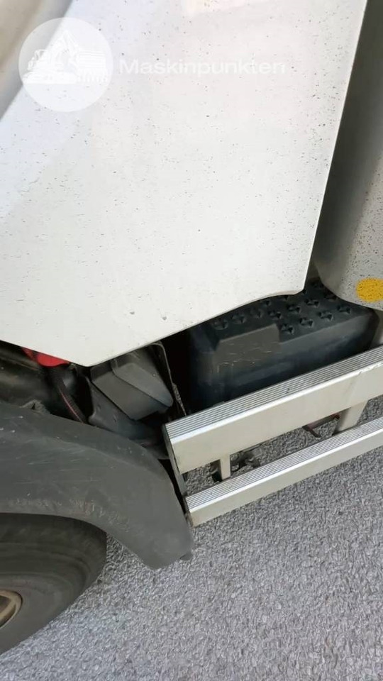 Camión caja cerrada Scania R 520: foto 39