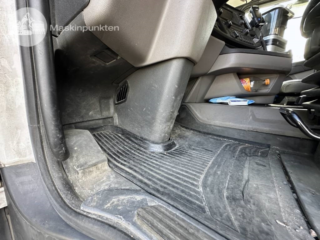 Camión caja cerrada Scania R 520: foto 13