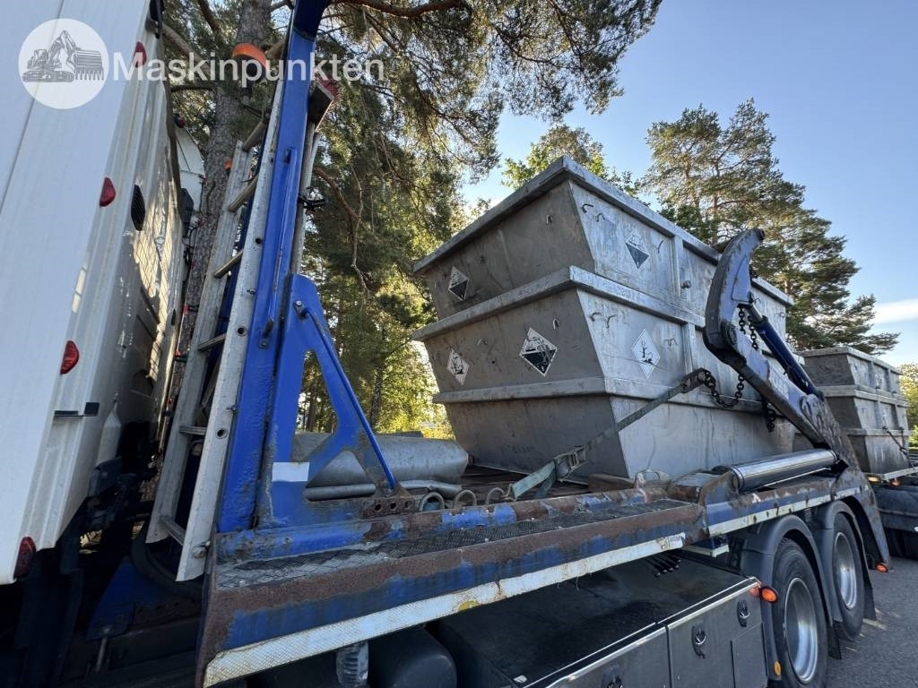 Camión portacontenedor de cadenas Scania R 560 LB: foto 40