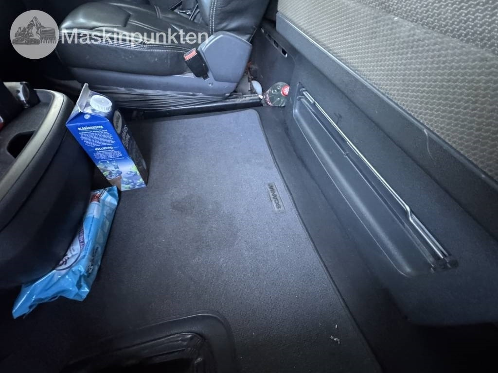 Camión portacontenedor de cadenas Scania R 560 LB: foto 39