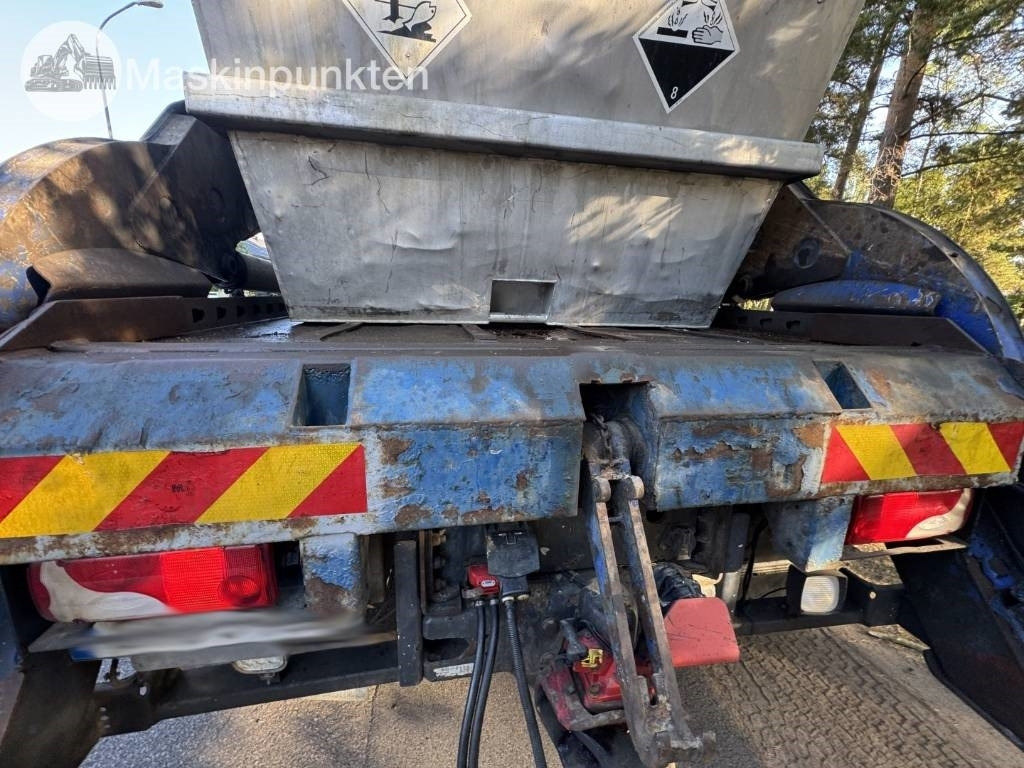 Camión portacontenedor de cadenas Scania R 560 LB: foto 45