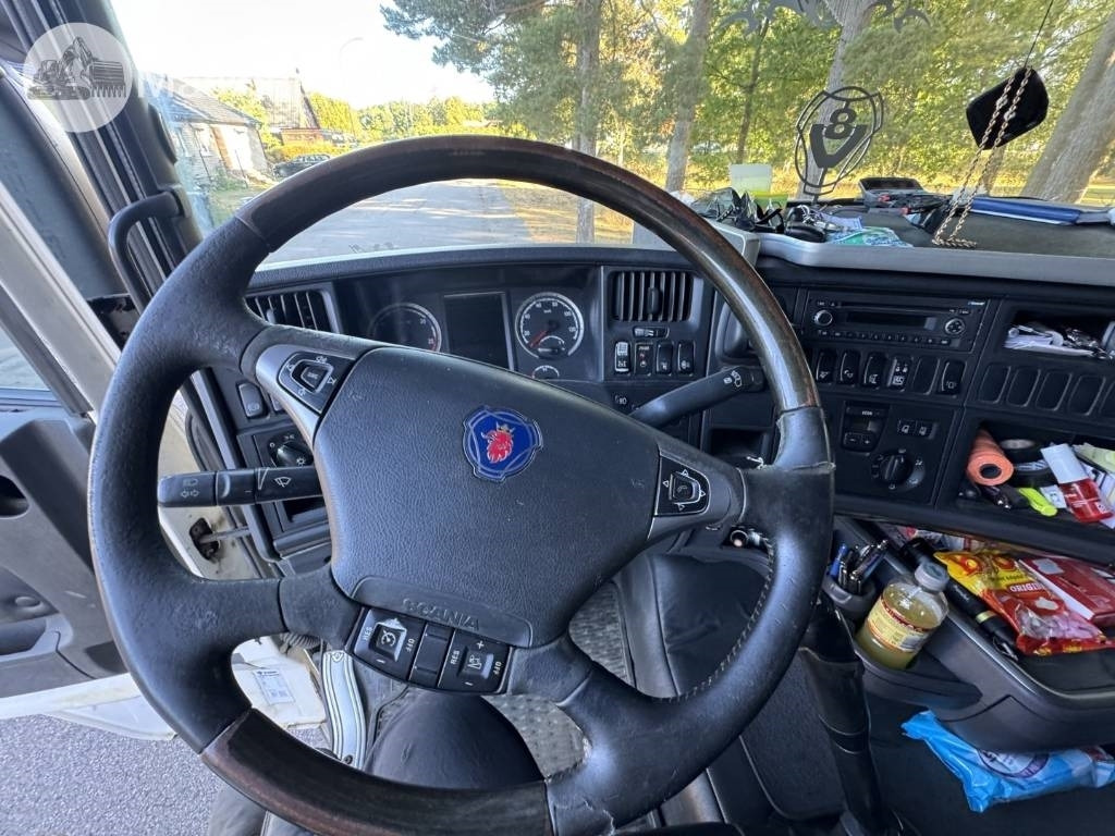 Camión portacontenedor de cadenas Scania R 560 LB: foto 32