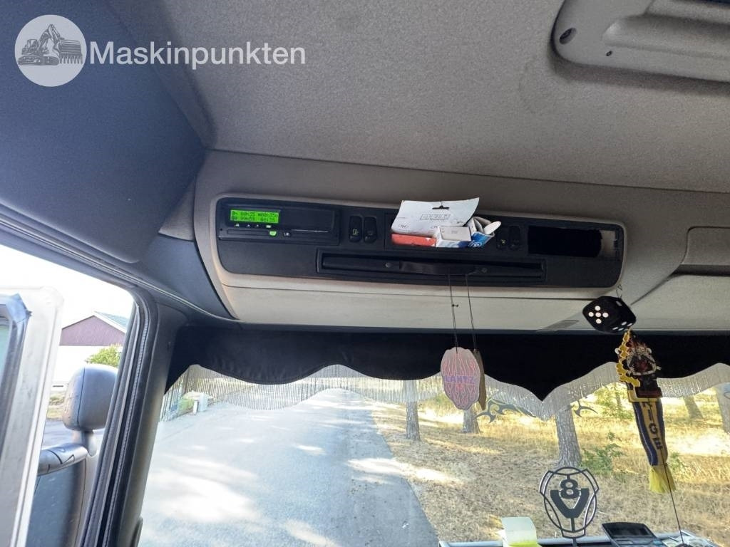 Camión portacontenedor de cadenas Scania R 560 LB: foto 36