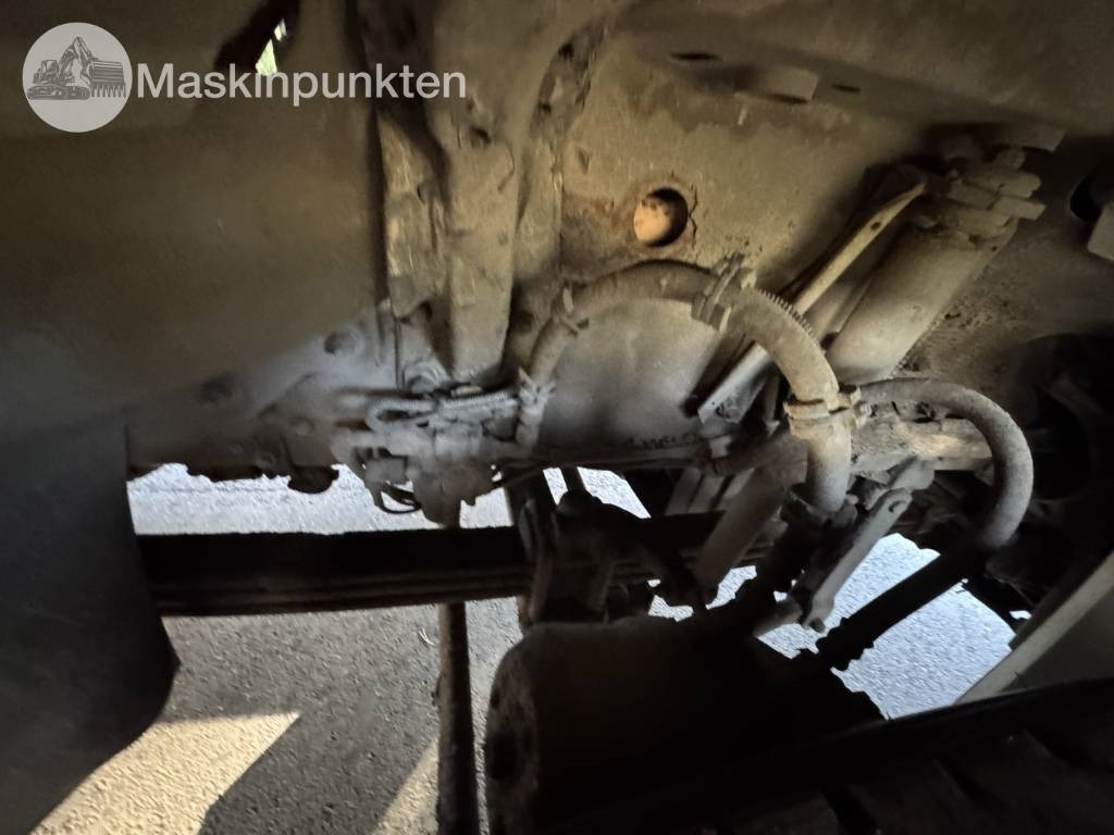 Camión portacontenedor de cadenas Scania R 560 LB: foto 23