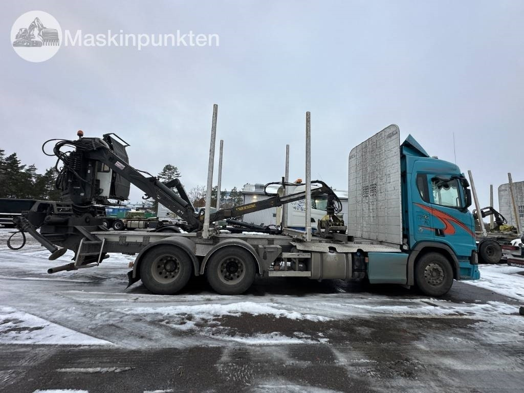 Scania R 580 timmerbil med kran - Camión forestal: foto 4 Scania R 580 timmerbil med kran - Camión forestal: foto 4