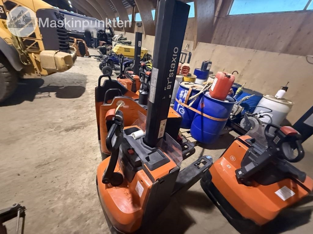 Toyota BT SWE 80 L - Carretilla elevadora eléctrica: foto 3 Toyota BT SWE 80 L - Carretilla elevadora eléctrica: foto 3