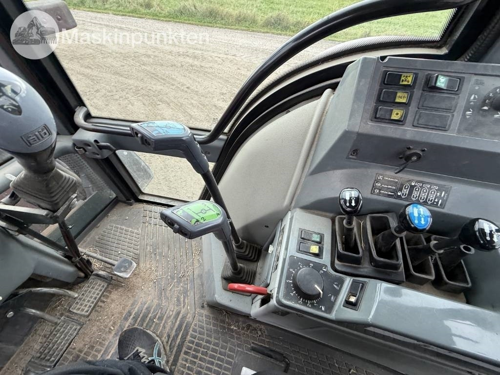 Tractor Valtra Valmet 8150-4: foto 16