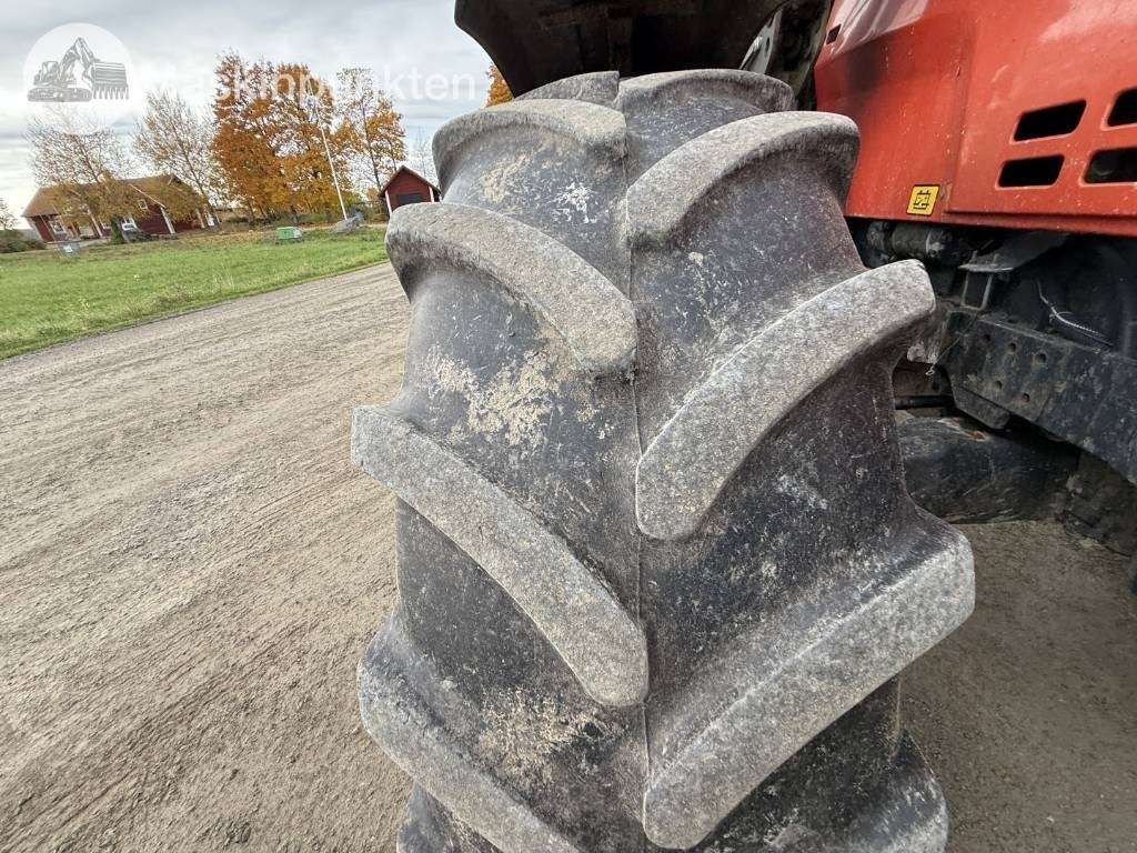 Tractor Valtra Valmet 8150-4: foto 28