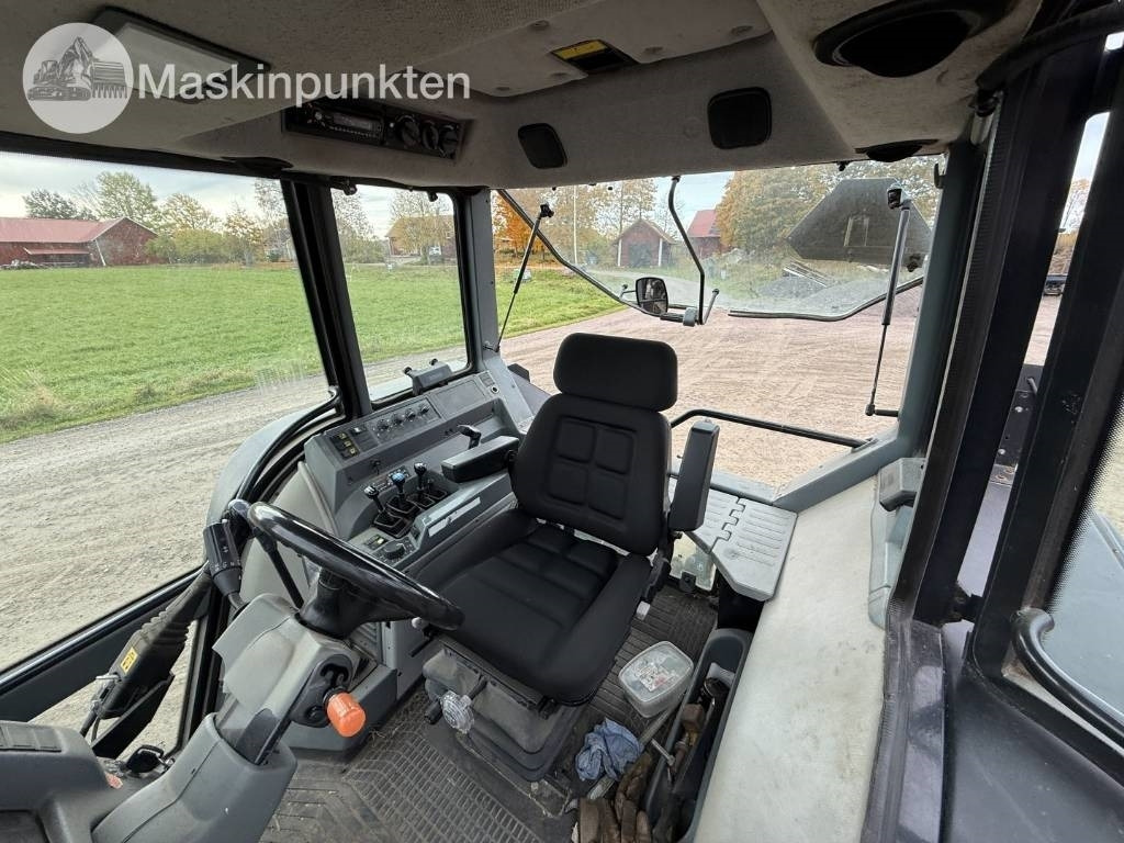Tractor Valtra Valmet 8150-4: foto 9