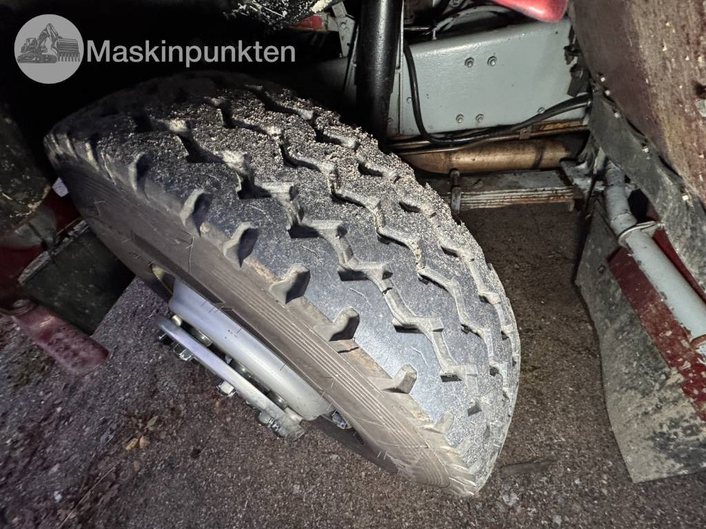 Camión volquete Volvo F 89-42: foto 7