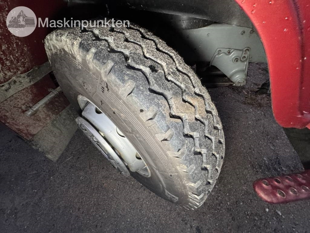 Camión volquete Volvo F 89-42: foto 33