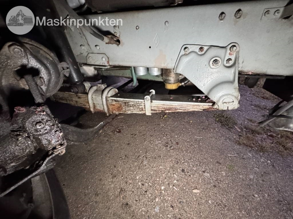 Camión volquete Volvo F 89-42: foto 34