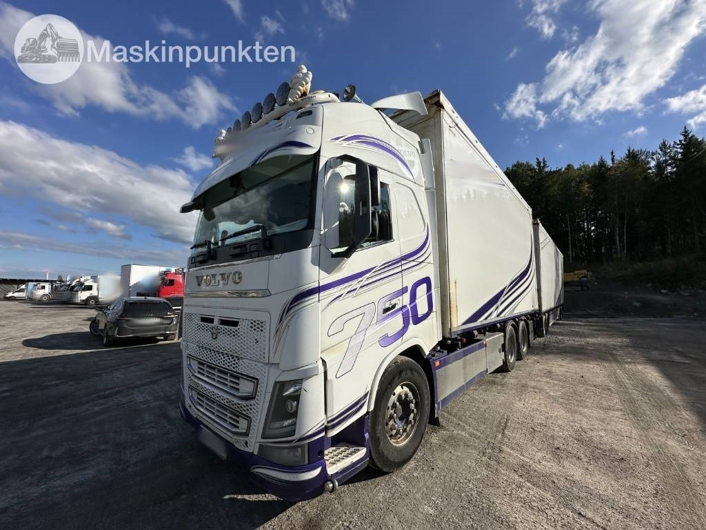 Volvo FH 16 750  - Camión caja cerrada: foto 2 Volvo FH 16 750  - Camión caja cerrada: foto 2
