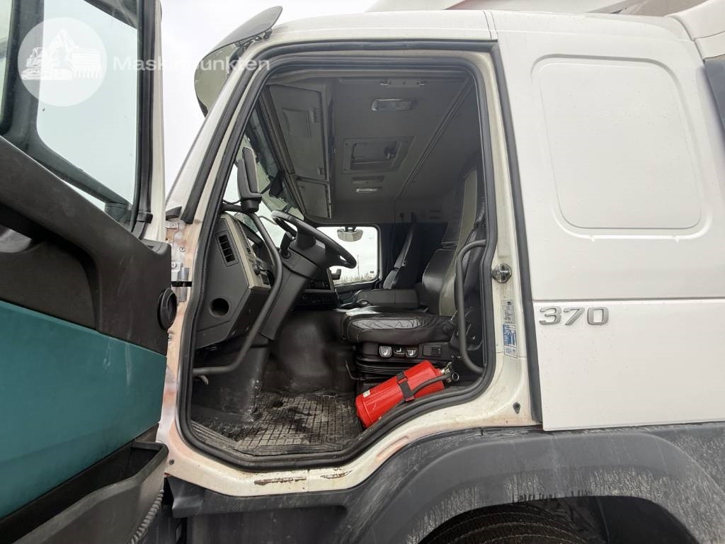 Camión frigorífico Volvo FM 370: foto 11