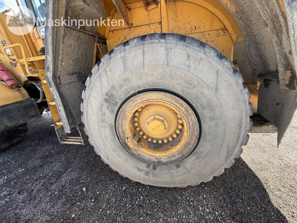 Arrendamiento de Volvo L 180 F  Volvo L 180 F: foto 14