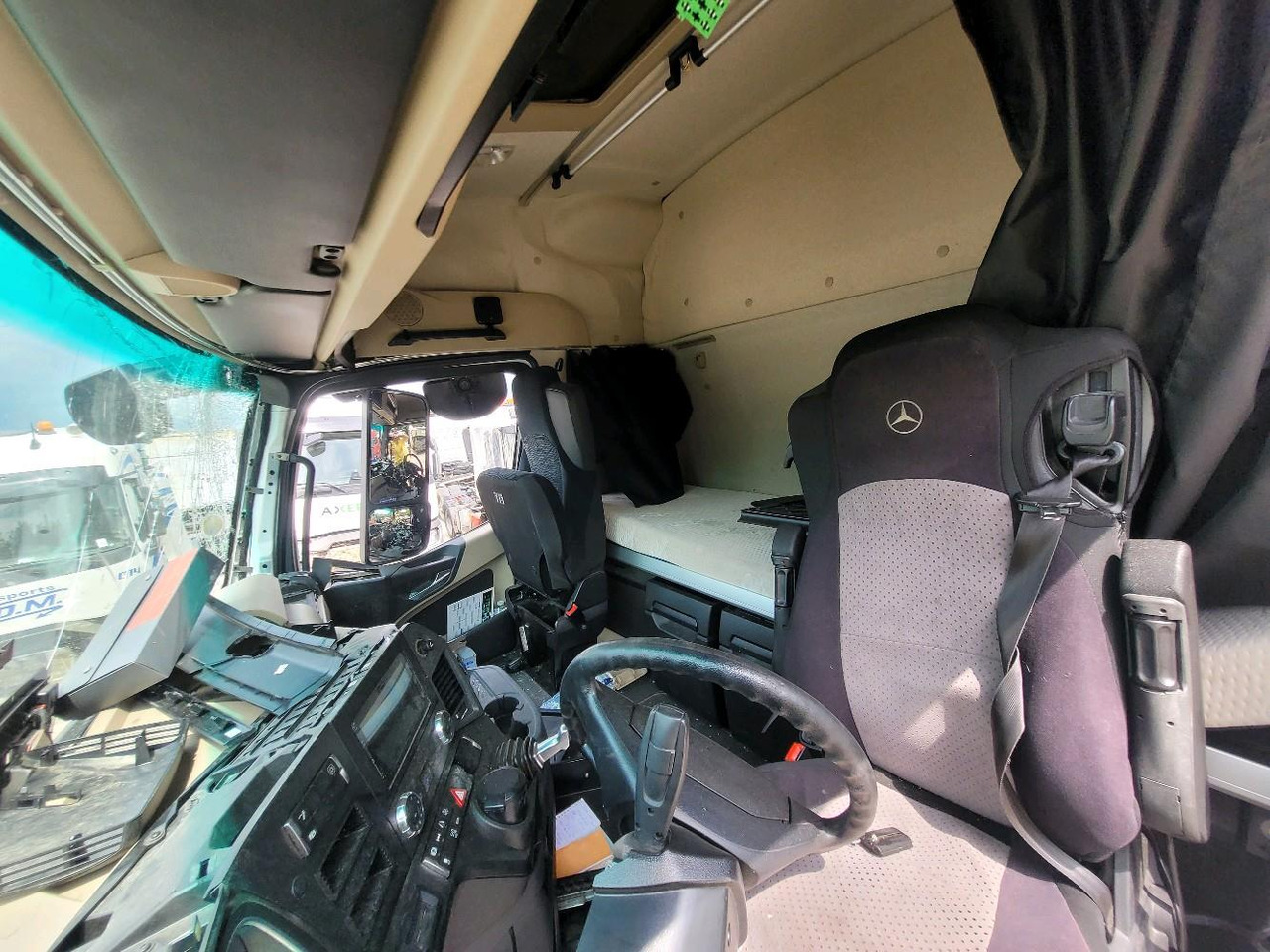 Cabeza tractora MERCEDES ACTROS 1845: foto 10