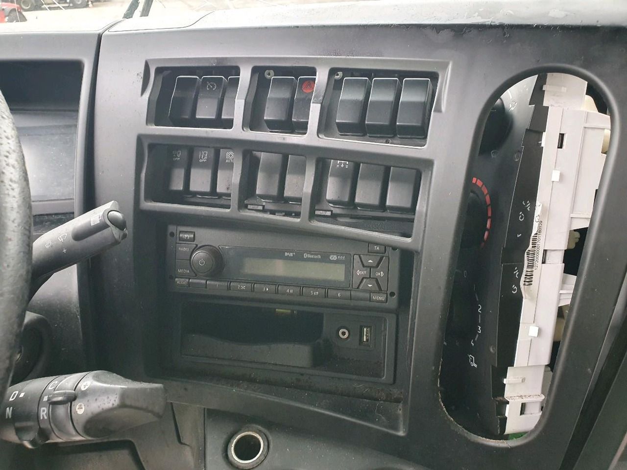 Arrendamiento de RENAULT D 12 DTI 215 RENAULT D 12 DTI 215: foto 13