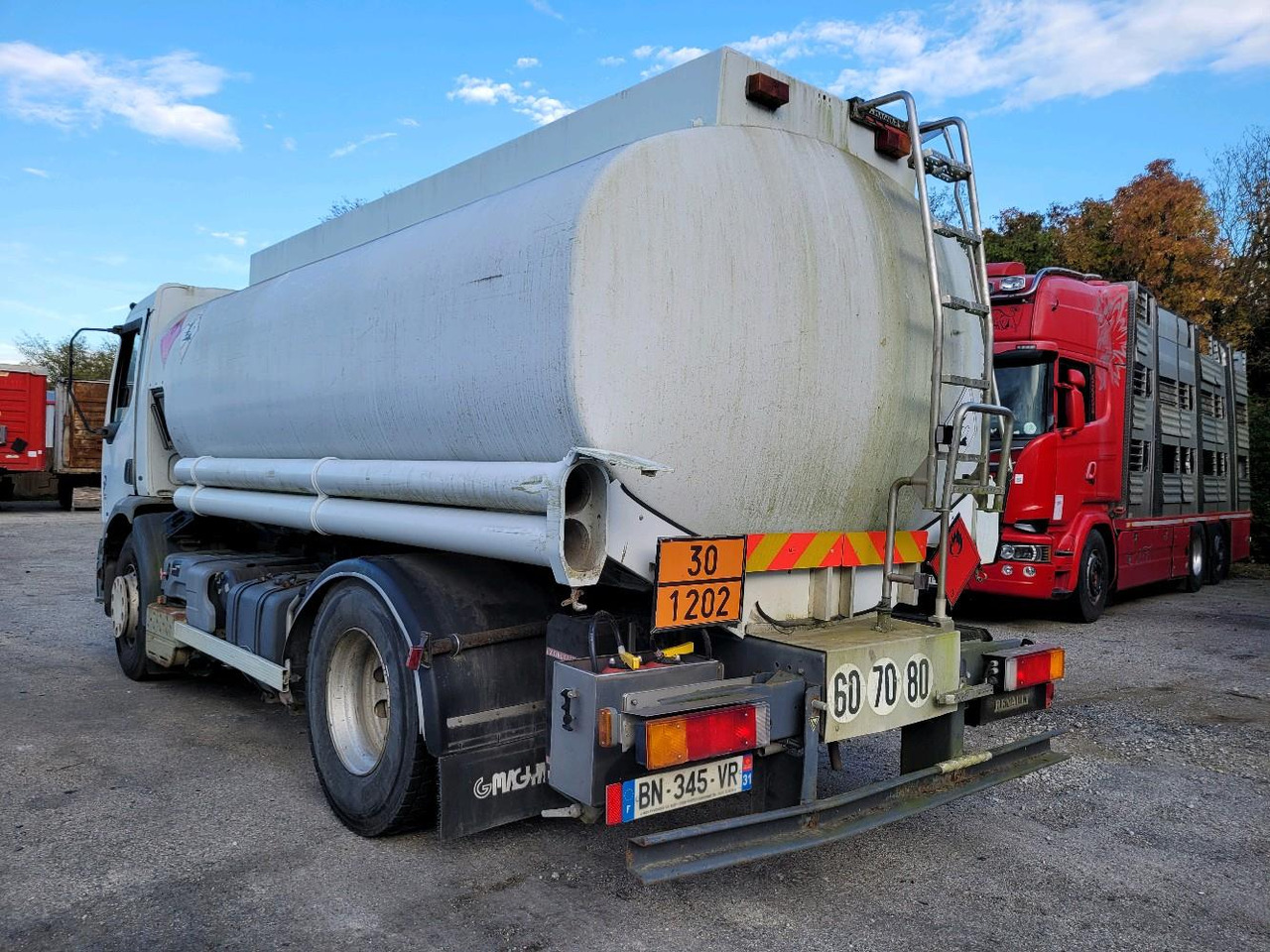 Camión cisterna RENAULT PREMIUM 210.19 CITERNE: foto 7 Camión cisterna RENAULT PREMIUM 210.19 CITERNE: foto 7