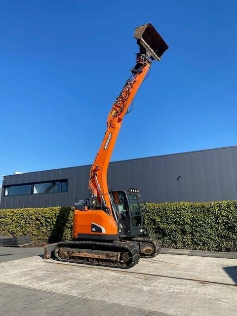 Doosan DX140 LCR-5 - Excavadora de cadenas: foto 1 Doosan DX140 LCR-5 - Excavadora de cadenas: foto 1