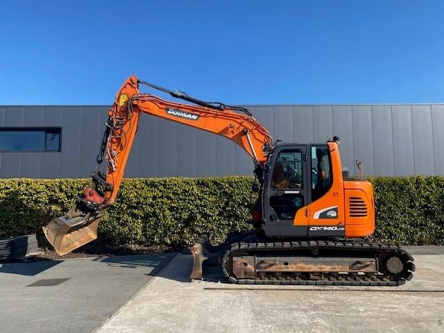Doosan DX140LCR-5 - Excavadora de cadenas: foto 1 Doosan DX140LCR-5 - Excavadora de cadenas: foto 1