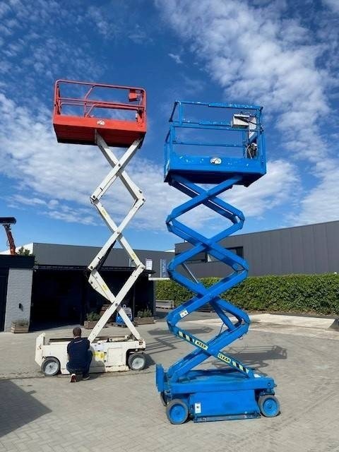 SkyJack SJ III 3219 - Plataforma de tijeras: foto 4 SkyJack SJ III 3219 - Plataforma de tijeras: foto 4