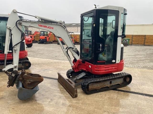 Takeuchi TB 23 R - Miniexcavadora: foto 4 Takeuchi TB 23 R - Miniexcavadora: foto 4