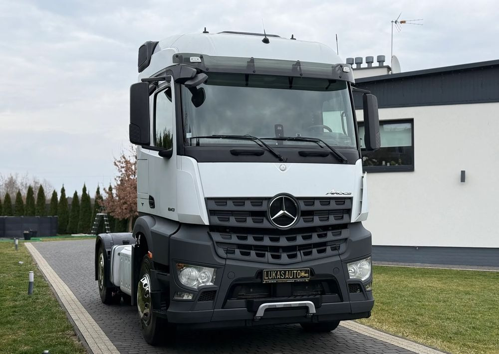 Mercedes-Benz AROCS 1843 HYDRAULIKA - Cabeza tractora: foto 3 Mercedes-Benz AROCS 1843 HYDRAULIKA - Cabeza tractora: foto 3
