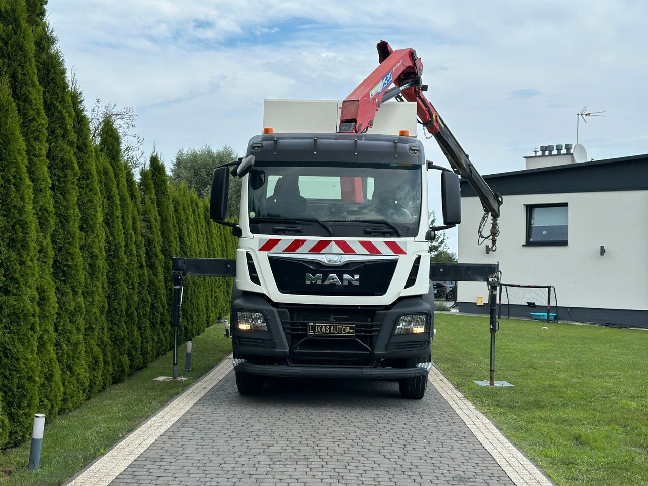 Arrendamiento de  MAN TGS 440 / 8x4 /CRANE HMF 1530/ TIPPER MAN TGS 440 / 8x4 /CRANE HMF 1530/ TIPPER: foto 9