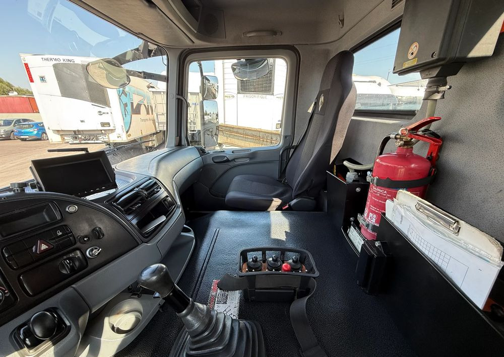 Arrendamiento de  Mercedes-Benz ACTROS 4141 8X4 42 M GOTOWA DO PRACY Mercedes-Benz ACTROS 4141 8X4 42 M GOTOWA DO PRACY: foto 6 Arrendamiento de  Mercedes-Benz ACTROS 4141 8X4 42 M GOTOWA DO PRACY Mercedes-Benz ACTROS 4141 8X4 42 M GOTOWA DO PRACY: foto 6
