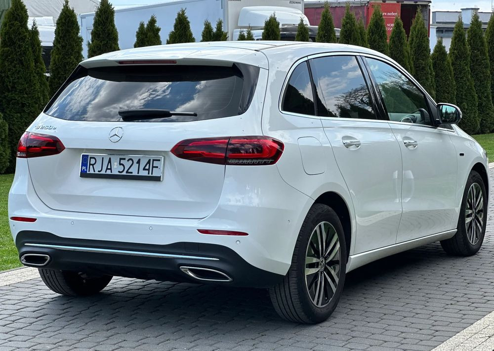 Berlina Mercedes-Benz Klasa B: foto 8