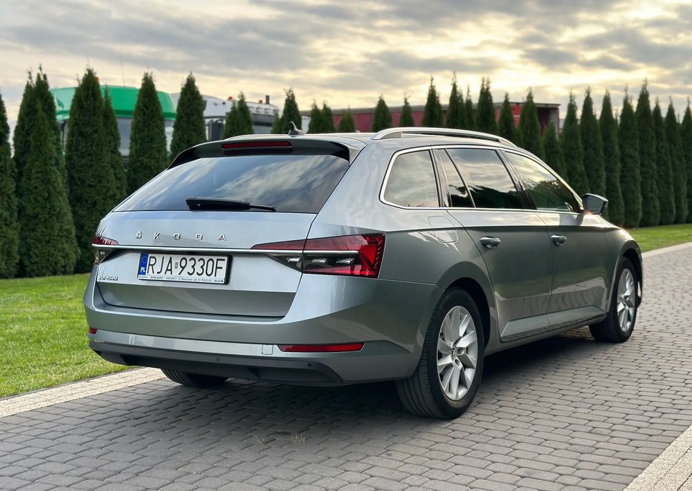 Skoda Superb 2.0 TDI SCR Style DSG - Coche: foto 5 Skoda Superb 2.0 TDI SCR Style DSG - Coche: foto 5