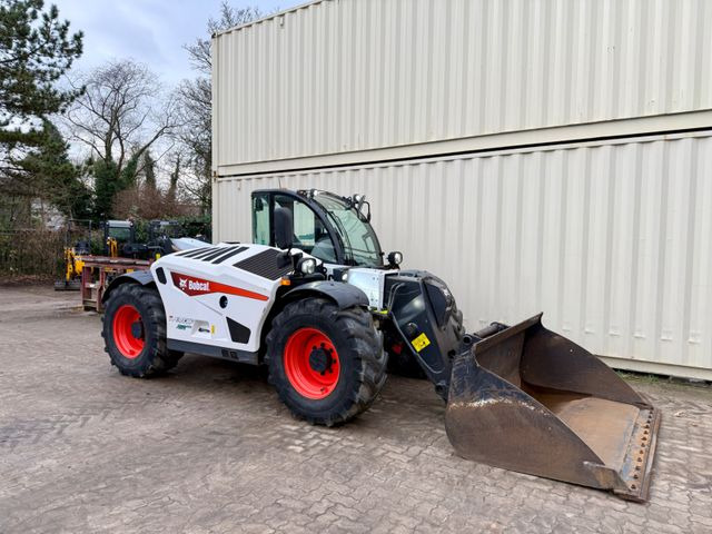 Manipulador telescópico Bobcat TL43.80HF Agri / 130 PS / 2019 BJ / 2.342 H: foto 12 Manipulador telescópico Bobcat TL43.80HF Agri / 130 PS / 2019 BJ / 2.342 H: foto 12