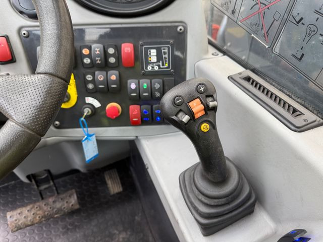 Manipulador telescópico Bobcat TL43.80HF Agri / 130 PS / 2019 BJ / 2.342 H: foto 16 Manipulador telescópico Bobcat TL43.80HF Agri / 130 PS / 2019 BJ / 2.342 H: foto 16