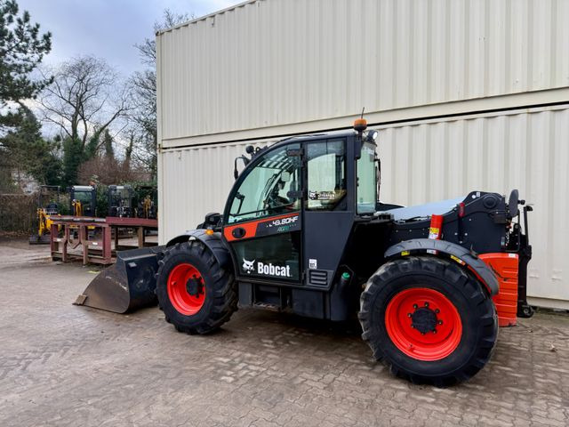 Manipulador telescópico Bobcat TL43.80HF Agri / 130 PS / 2019 BJ / 2.342 H: foto 6 Manipulador telescópico Bobcat TL43.80HF Agri / 130 PS / 2019 BJ / 2.342 H: foto 6