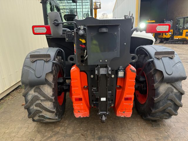 Manipulador telescópico Bobcat TL43.80HF Agri / 130 PS / 2019 BJ / 2.342 H: foto 24 Manipulador telescópico Bobcat TL43.80HF Agri / 130 PS / 2019 BJ / 2.342 H: foto 24