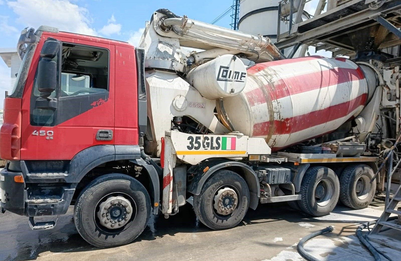 Iveco TRAKKER 450 COIME 35 - Camión bomba de hormigón: foto 3 Iveco TRAKKER 450 COIME 35 - Camión bomba de hormigón: foto 3