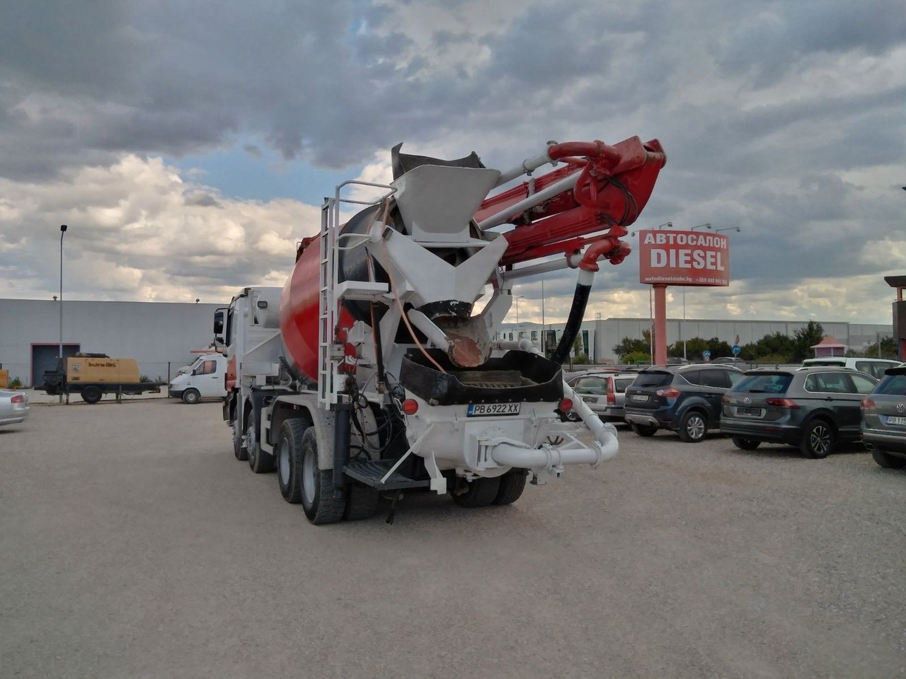 Mercedes-Benz ACTROS 3240 Putzmeister 26.67S - Camión hormigonera con bomba: foto 5 Mercedes-Benz ACTROS 3240 Putzmeister 26.67S - Camión hormigonera con bomba: foto 5
