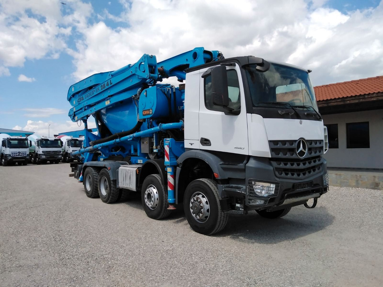 Mercedes-Benz AROCS 4140 CIFA MAGNUM MK28.4L 8X6 - Camión hormigonera con bomba: foto 1 Mercedes-Benz AROCS 4140 CIFA MAGNUM MK28.4L 8X6 - Camión hormigonera con bomba: foto 1