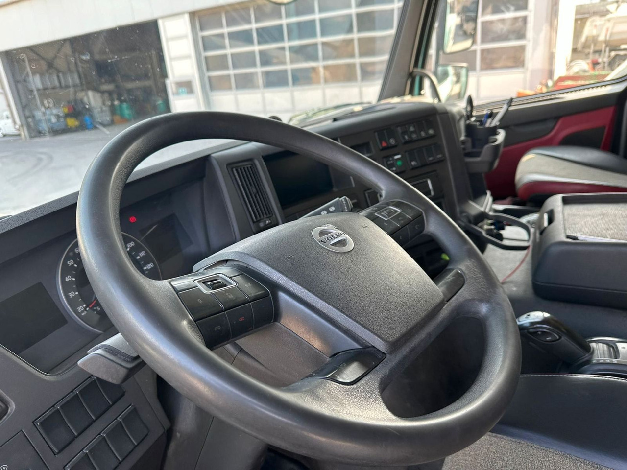 Volvo FMX 500 SCHWING S36SX - Camión bomba de hormigón: foto 5 Volvo FMX 500 SCHWING S36SX - Camión bomba de hormigón: foto 5