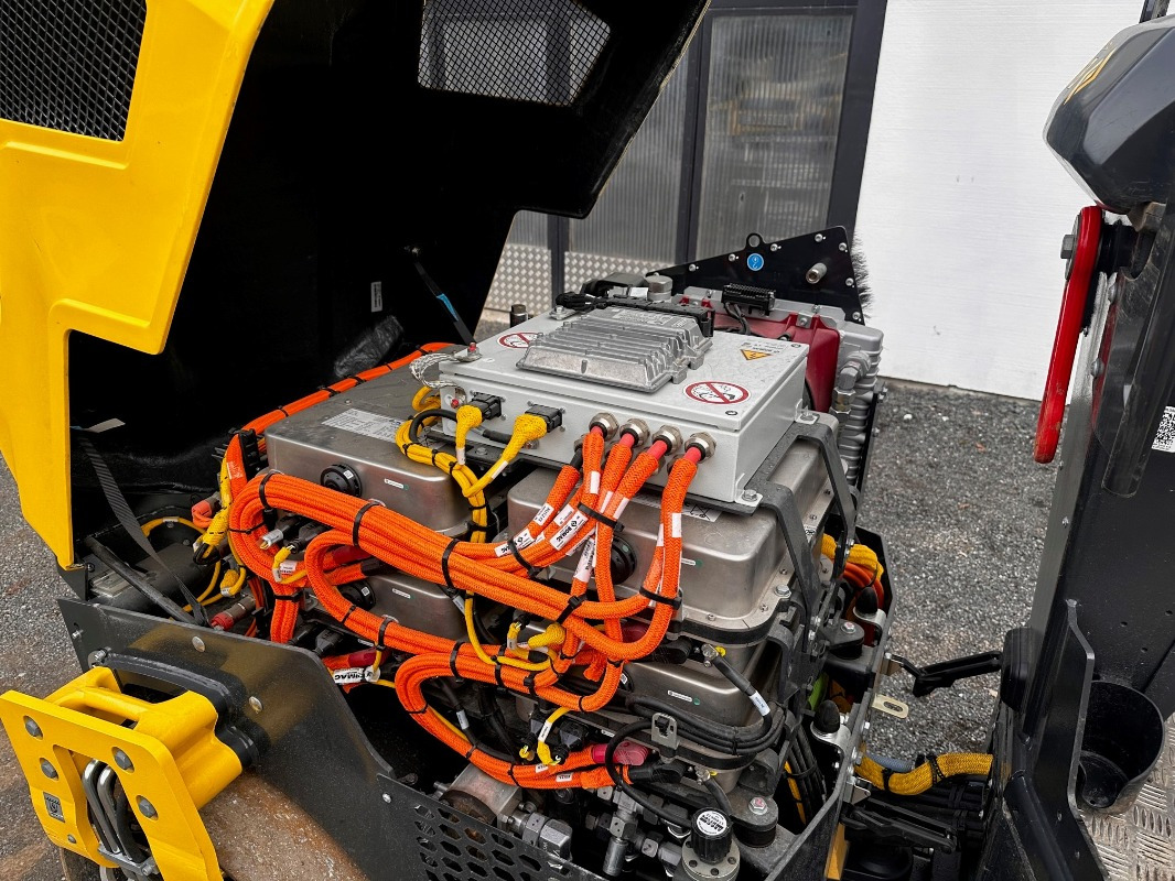 BOMAG DE BW 120 ADe-5 - Rodillo: foto 5 BOMAG DE BW 120 ADe-5 - Rodillo: foto 5