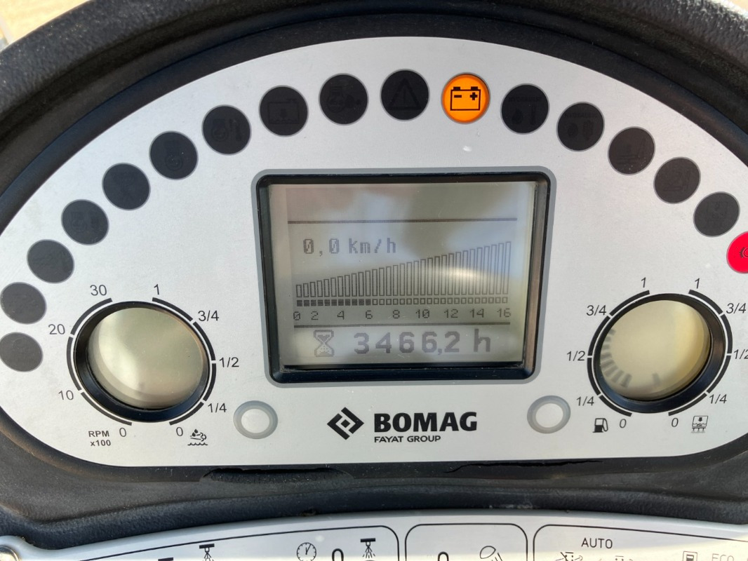 Arrendamiento de BOMAG DE BW 161 AD-5  Stage IIIb/Tier 4i BOMAG DE BW 161 AD-5  Stage IIIb/Tier 4i: foto 7