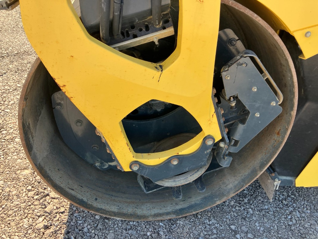 Arrendamiento de BOMAG DE BW 161 AD-5  Stage IIIb/Tier 4i BOMAG DE BW 161 AD-5  Stage IIIb/Tier 4i: foto 12