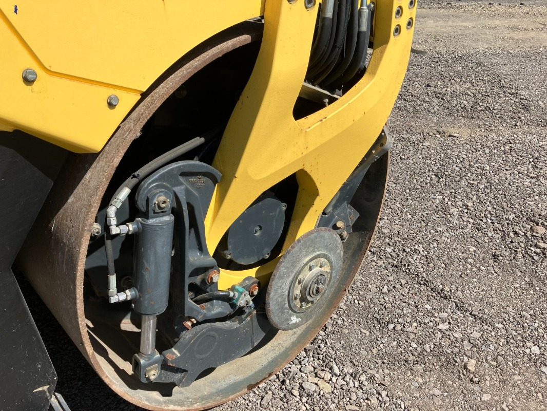 Arrendamiento de BOMAG DE BW 161 AD-5  Stage IIIb/Tier 4i BOMAG DE BW 161 AD-5  Stage IIIb/Tier 4i: foto 25