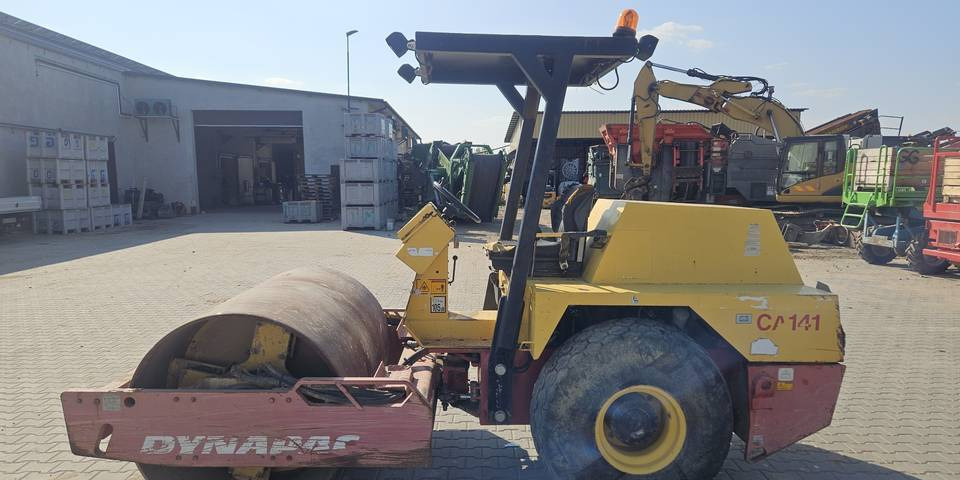 Walec drogowy Dynapac CA141C guma-stal 4800 kg - Compactador: foto 5 Walec drogowy Dynapac CA141C guma-stal 4800 kg - Compactador: foto 5