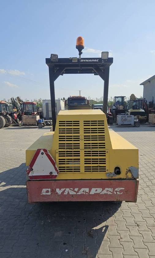 Walec drogowy Dynapac CA141C guma-stal 4800 kg - Compactador: foto 3 Walec drogowy Dynapac CA141C guma-stal 4800 kg - Compactador: foto 3