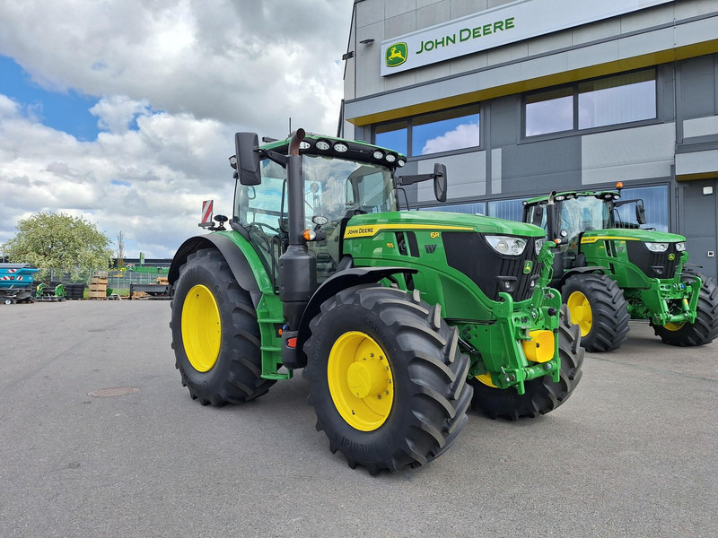 John Deere 6R 155 Autopower - Tractor: foto 1 John Deere 6R 155 Autopower - Tractor: foto 1
